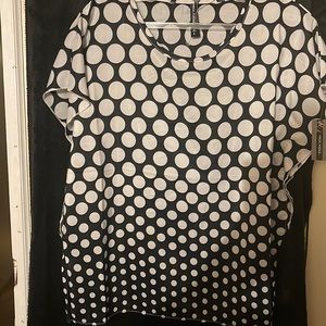 New with tags Womens size small blouse